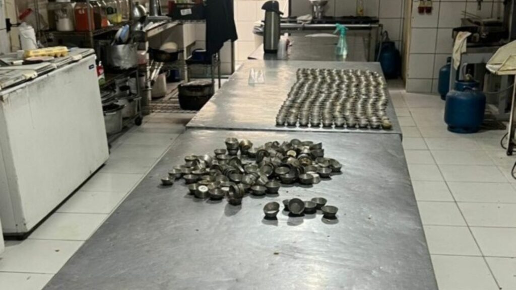 Buffet é interditado em Goiânia por funcionar sem alvará e em condições insalubres