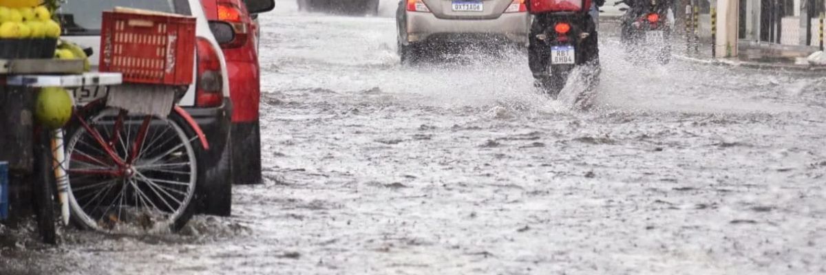 Cimehgo emite alerta de tempestades para 75 cidades de Goiás; saiba quais