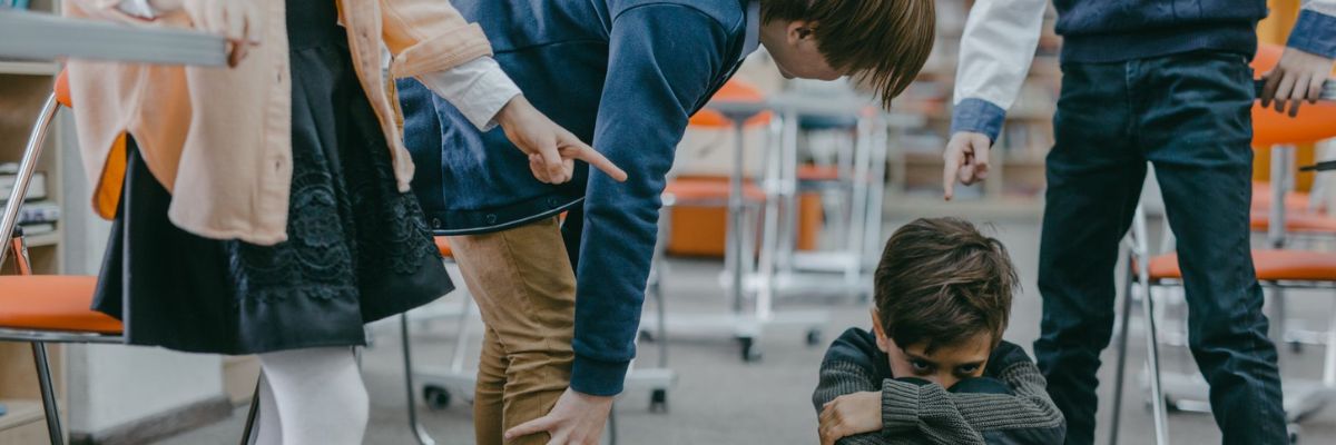 Goiânia registra 30 casos de bullying nas escolas em 2025, aponta SME