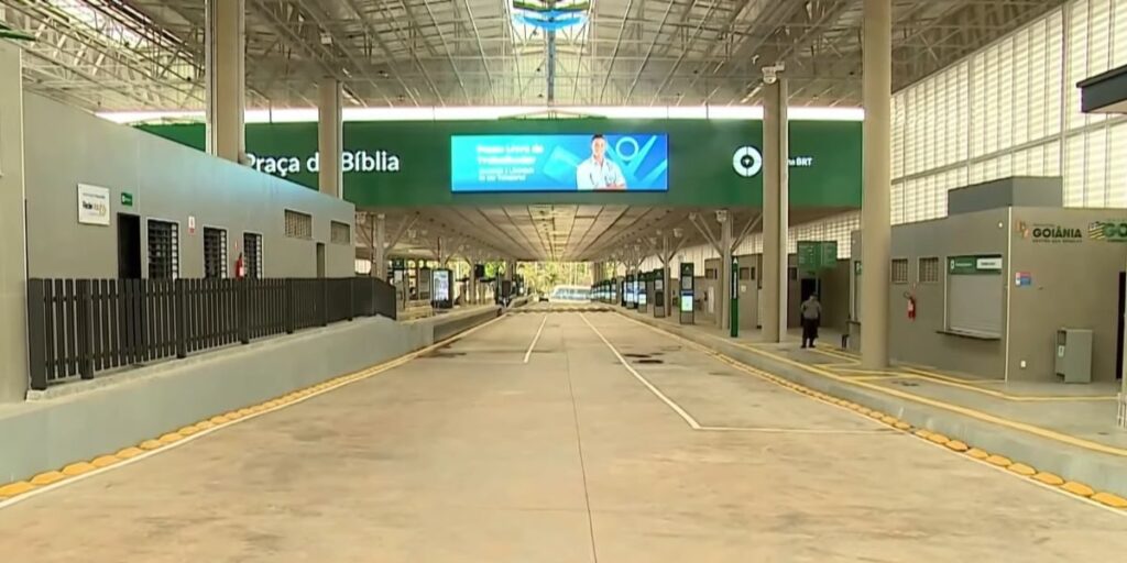 Após alagamentos, Terminal da Praça da Bíblia passará por obras de drenagem