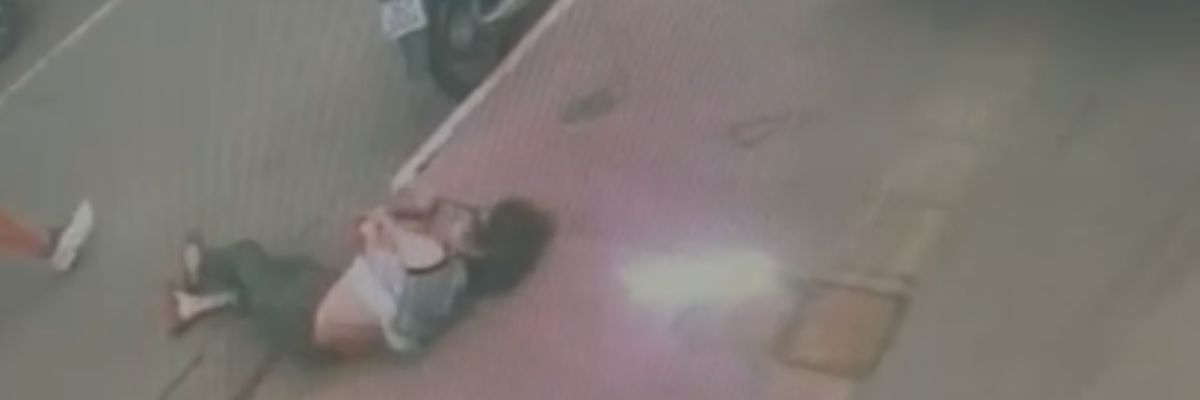 Câmeras flagram violência contra idosa durante assalto em Goiânia