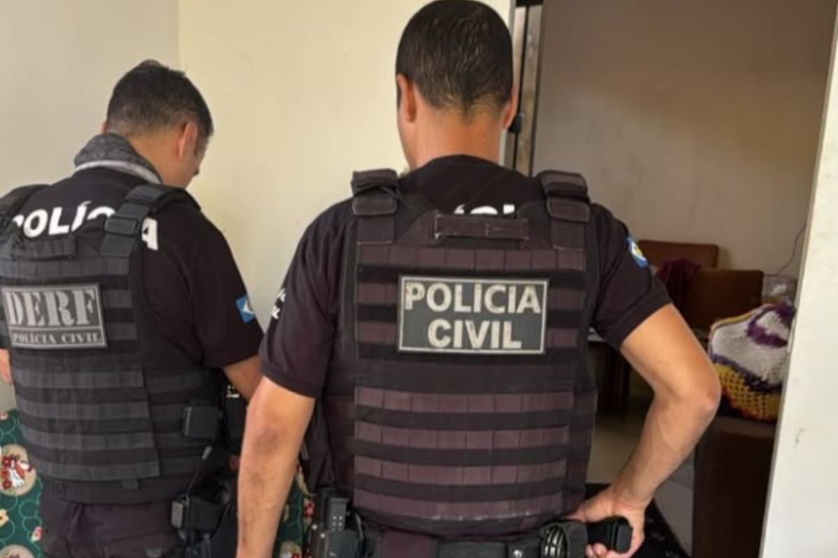 PCGO prende suspeito de liderar esquema de golpes na compra e venda de veículos