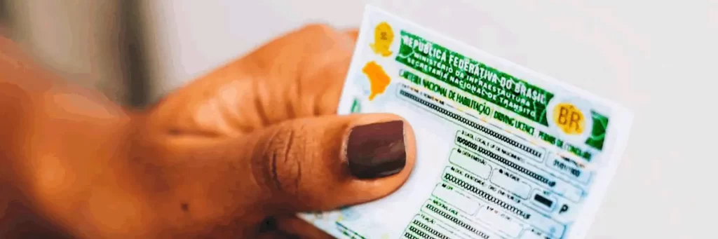 Goiás ocupa a 9ª posição em pedidos de CNH por aplicativo no Brasil