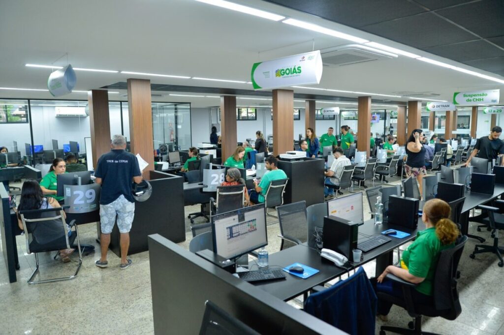 Veja o que abre e fecha no feriado prolongado de Carnaval em Goiás