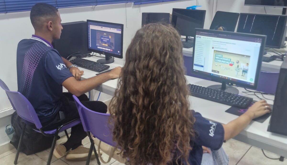 Instituto abre vagas para jovens e estudantes com bolsas de até R$ 1 mil em Goiânia