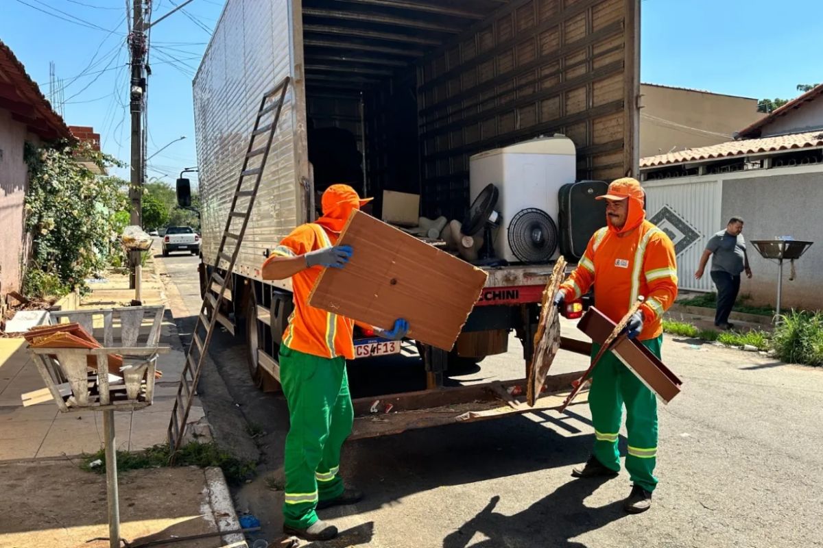Goiânia amplia agendamentos do cata-treco para 140 por dia; veja como solicitar o serviço