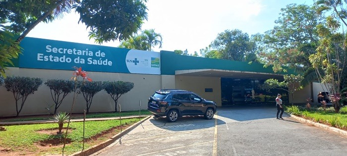 SES-GO lança edital de concurso público com 50 vagas e salário de R$ 10 mil