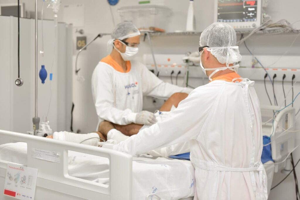 Goiás decreta emergência em saúde pública após aumento de casos de SRAG