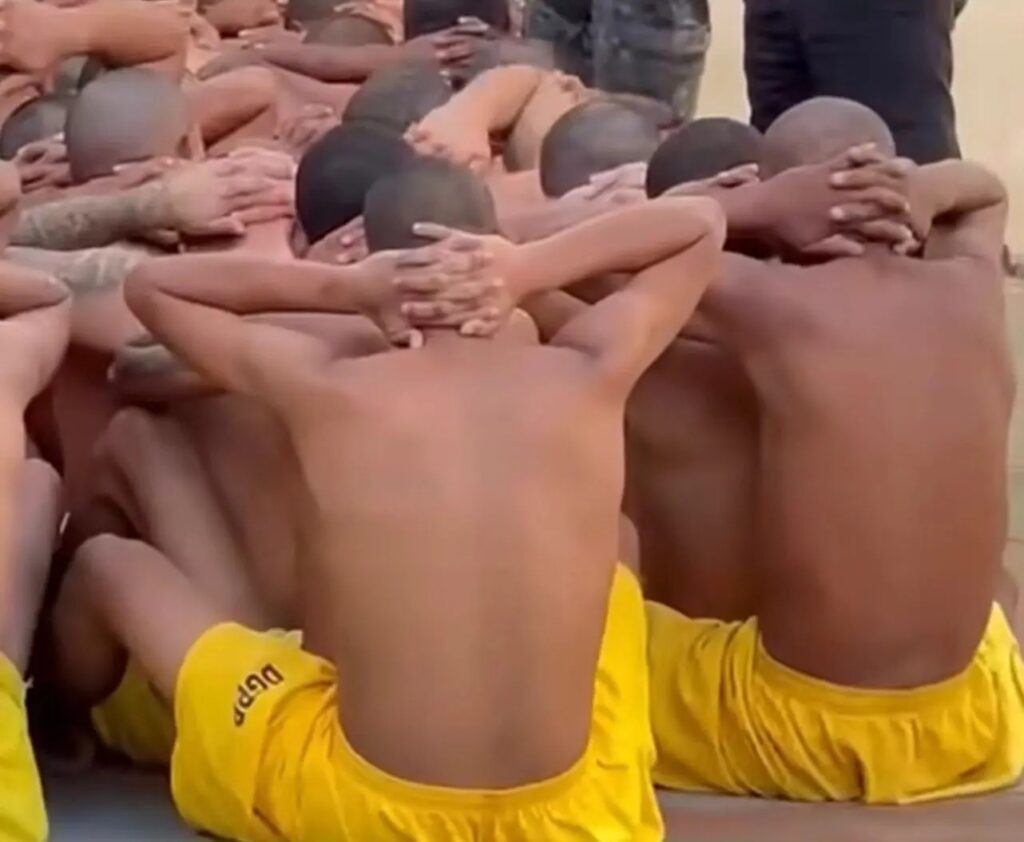 Revistas em massa movimentam mais de 4 mil detentos em presídios goianos