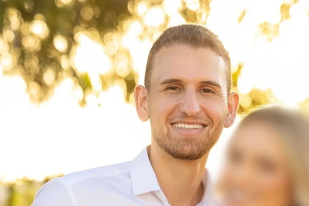 Engenheiro morre horas após casamento e caso comove Goiânia