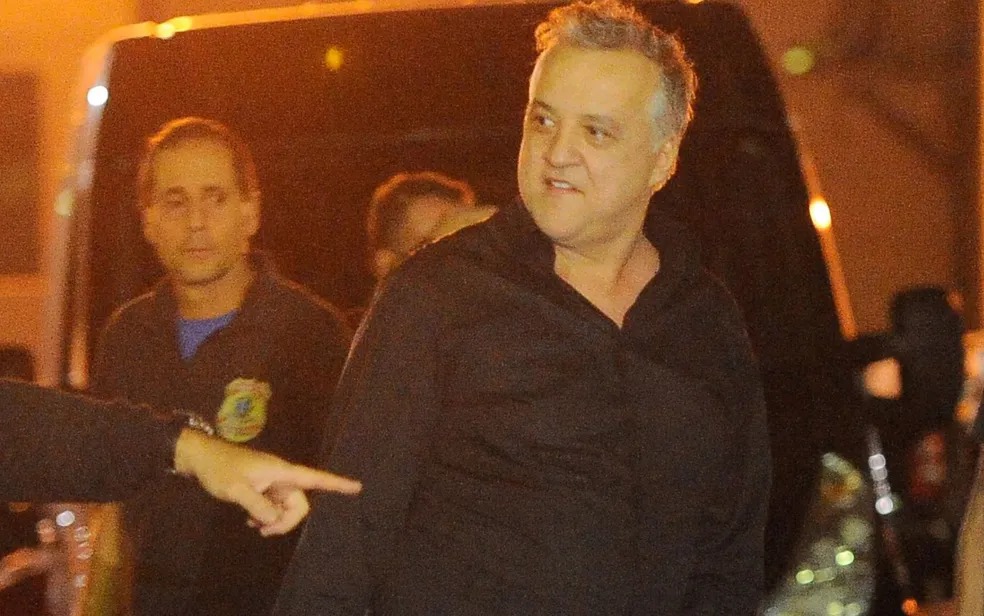PF prende Carlinhos Cachoeira por processo envolvendo delegado de Goiás