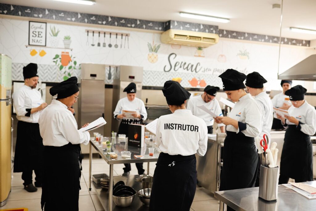 Sesc e Senac Goiás abrem vagas de emprego para diferentes áreas
