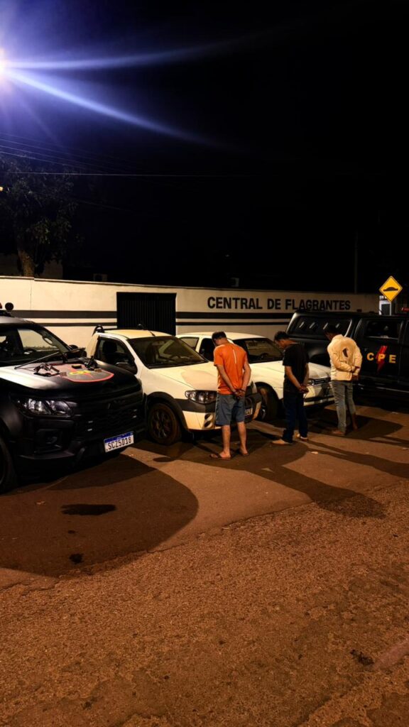 Tiros em via pública terminam com três presos e armas apreendidas em Trindade