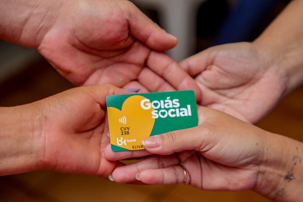 Governo divulga lista de beneficiários dos programas Mães de Goiás, Dignidade e Goiás + Inclusivo em Anápolis