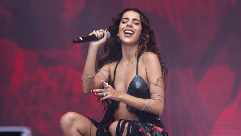 Marina Sena se apresenta em Goiânia com turnê “Coisas Naturais Ao Vivo”