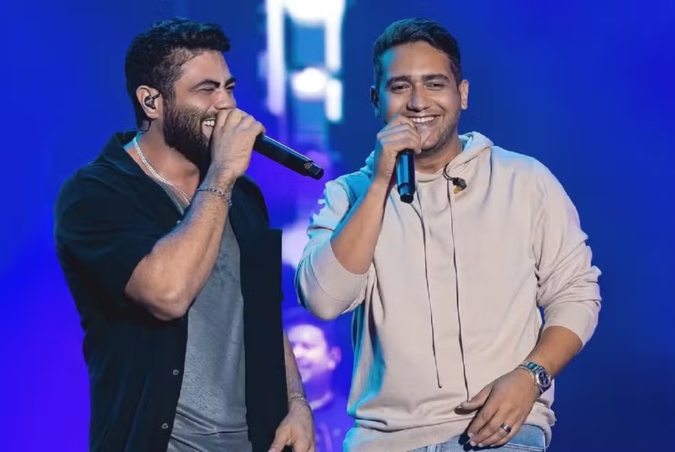 Cantor Henrique é submetido a cirurgia de urgência após sentir fortes dores
