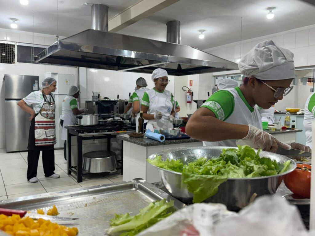 Merendeiros entram na “batalha” por R$ 40 mil com receitas de merenda escolar em Goiânia