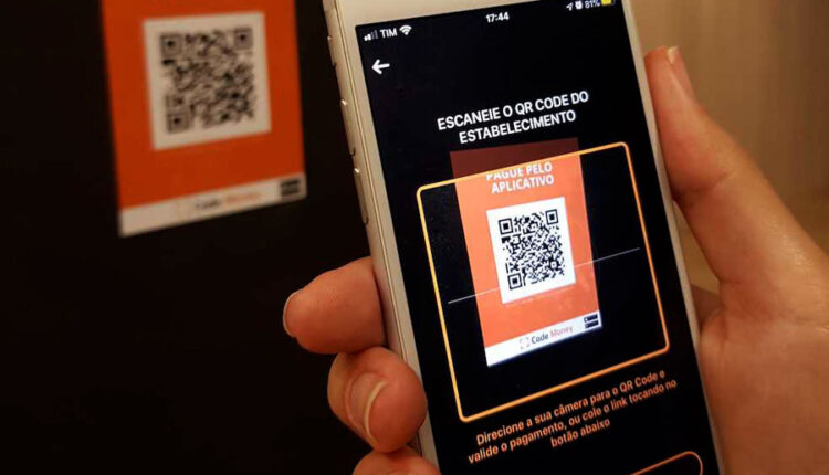 Obras públicas em Goiás terão QR Code com informações sobre andamento e investimentos
