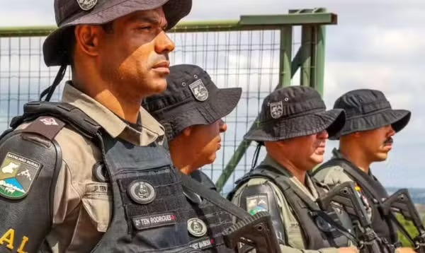 Policiais militares de Goiás recebem os maiores salários do país, diz Fórum Brasileiro