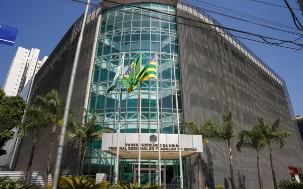 Justiça de Goiás condena mulher a pagar R$ 5 mil após recusar cuidadora por considerá-la “gordinha”