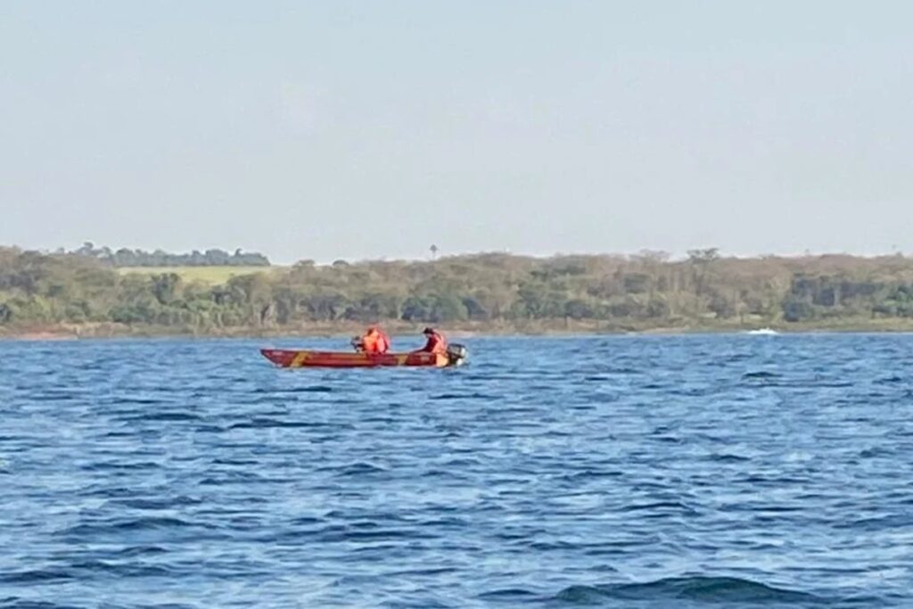Corpo de policial civil desaparecido após naufrágio no Rio Paranaíba é encontrado em Goiás