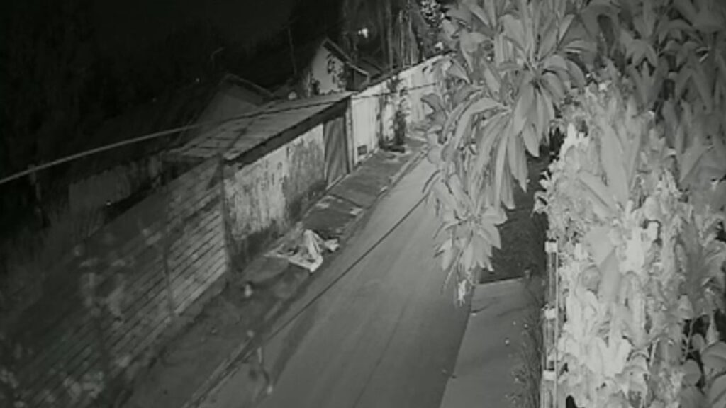 Jovem é atacada a facadas dentro de quarto após homem invadir casa em Aparecida de Goiânia