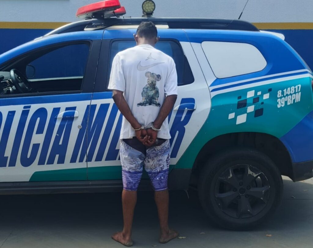 PM prende homem que agrediu namorada e ameaçou matá-la após audiência de custódia
