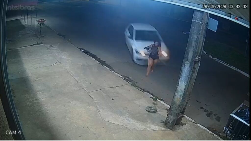 Mulher fica sem os movimentos do corpo após sobreviver a dois atropelamentos em Goiânia; suspeito é o ex-namorado