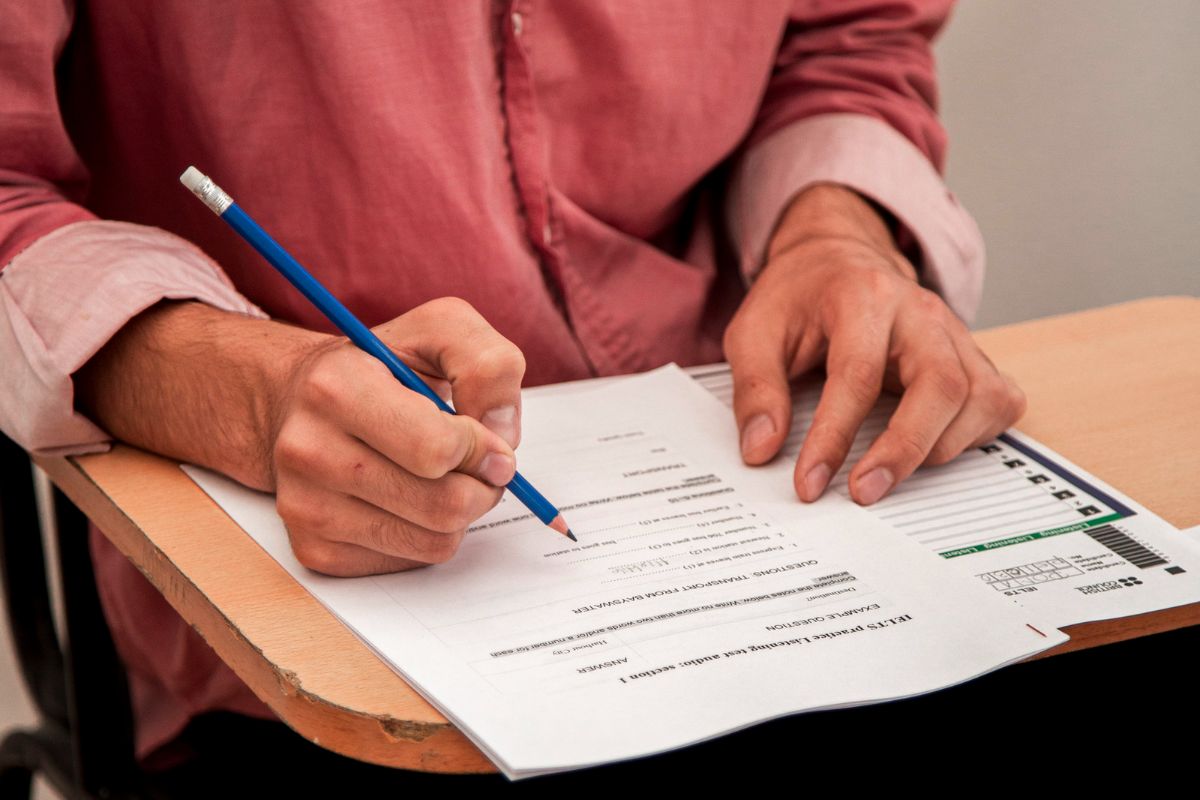 Último dia para se inscrever em concursos com salários de até R$ 7,5 mil, em Trindade