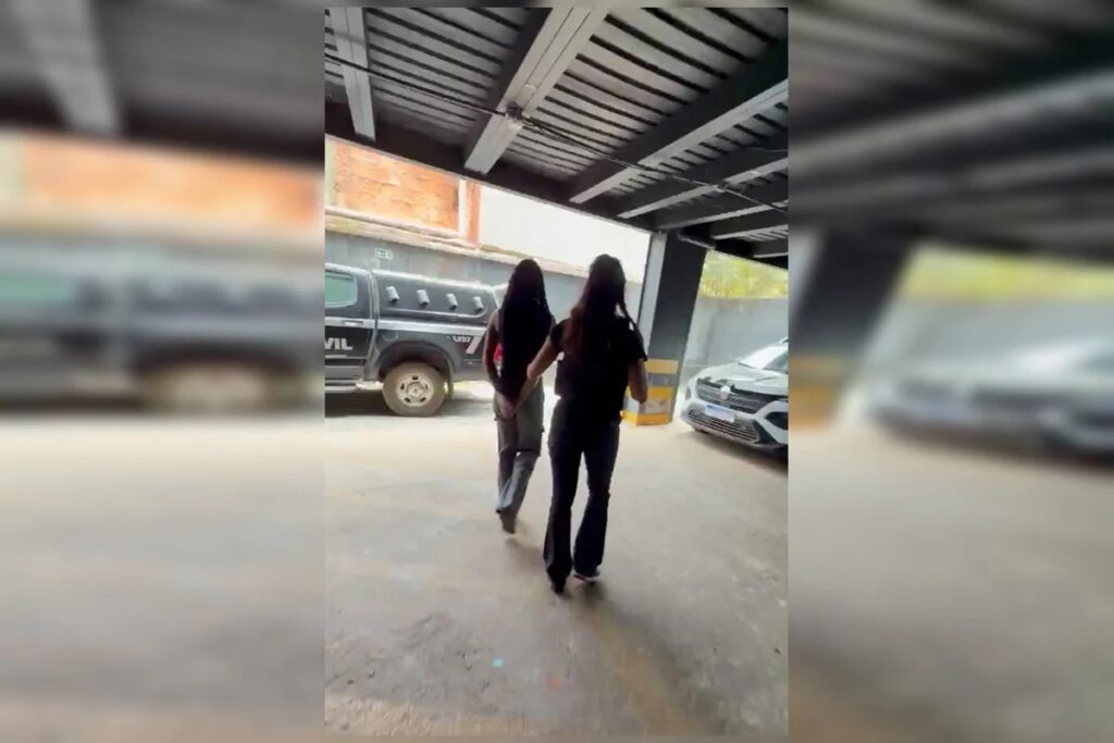Jovem é presa após perseguir ex-namorado, atual dele e familiares em Luziânia