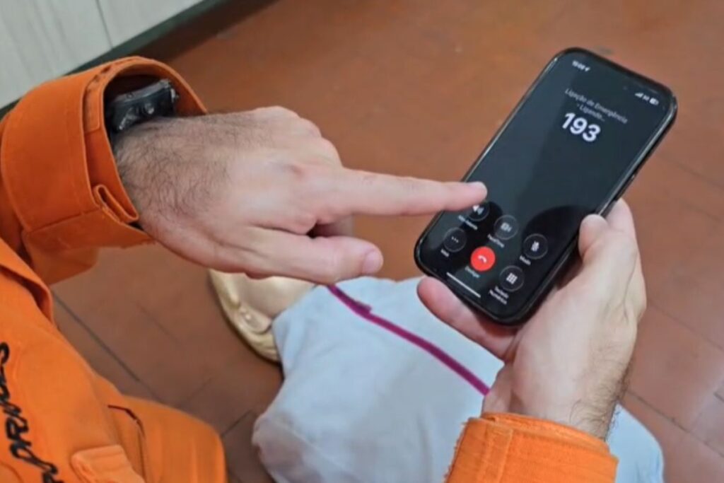 Bombeiros orientam o que fazer ao encontrar uma pessoa em parada cardiorrespiratória