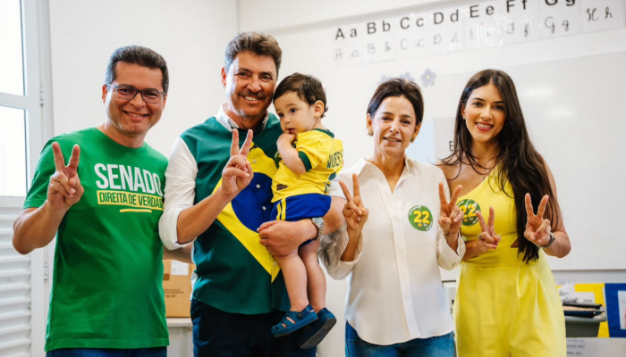 Wilder Morais vota em Goiânia neste domingo, acompanhando de aliados e familiares