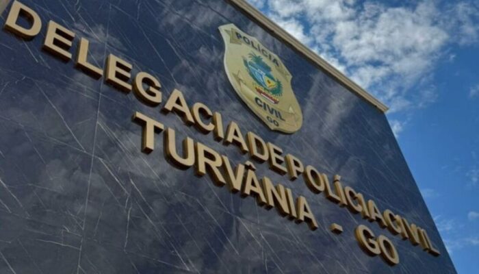 Imagem mostra Delegacia da Polícia Civil de Turvânia. (Foto: Divulgação/ PCGO)