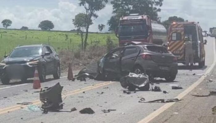 Duas pessoas morrem em grave acidente na GO-020
