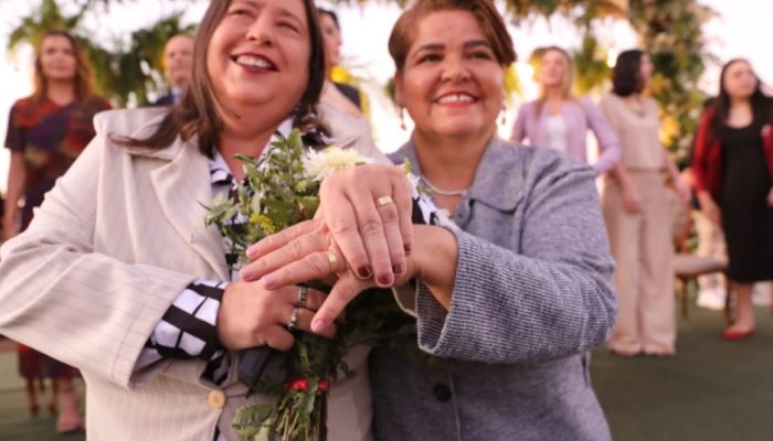 Goiânia realiza casamento comunitário gratuito para 106 casais LGBTQIA+