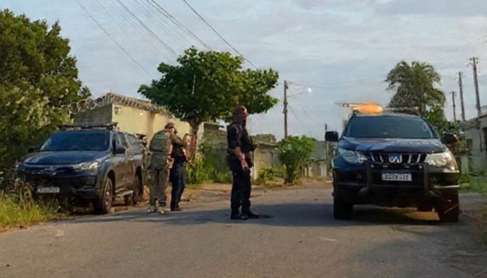 Operação Occultus utiliza retroescavadeira em busca de corpo de vítima assassinada em chácara de Goiânia