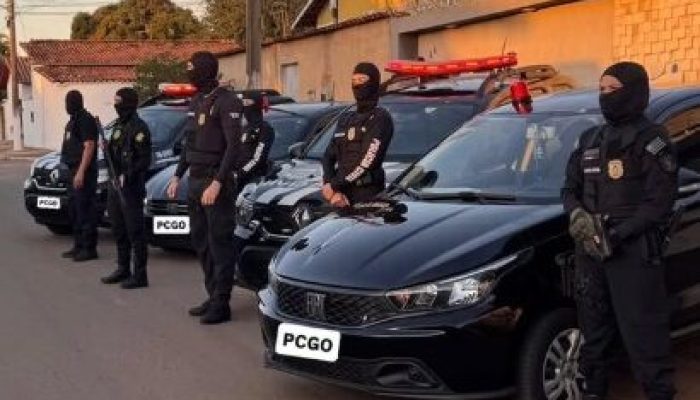 Duas integrantes de grupo conhecido como "Irmãs Metralha" são presas suspeitas de furtos em Goiás e no DF