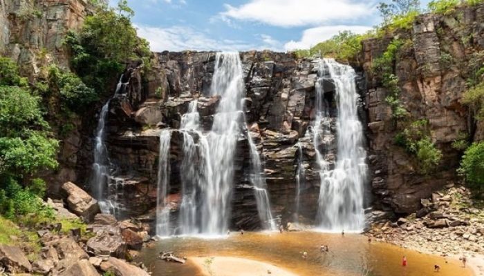 Cachoeira famosa de Goiás ficou mais de 250 anos sem água; entenda o motivo