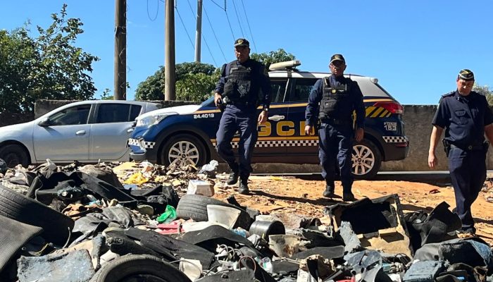Dono de lava-jato é multado em R$ 5 mil por descarte irregular de lixo em Goiânia