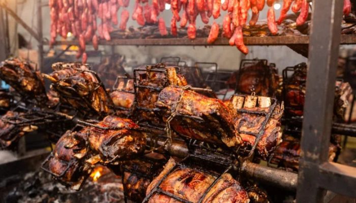 Torresmofest chega a Goiânia com entrada gratuita, mais de 20 expositores e muito rock
