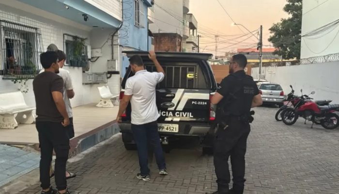 Idoso perde R$ 209 mil em golpe da falsa central bancária; três suspeitos são presos