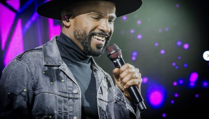 Alexandre Pires confirma show em Goiânia; veja data, local e valores dos ingressos