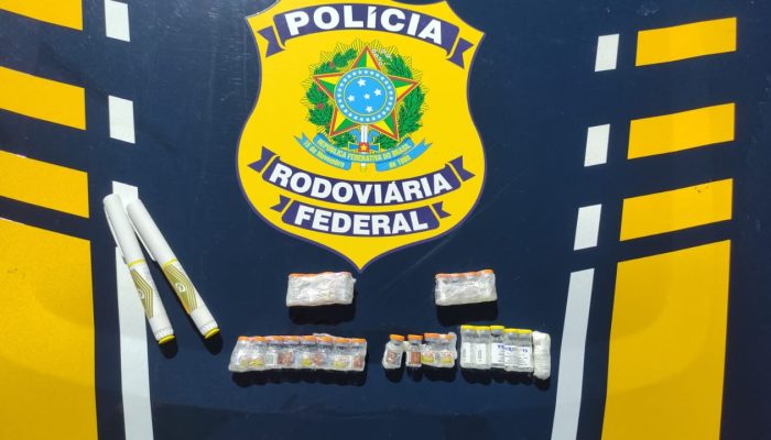 PRF apreende 500 cigarros eletrônicos e medicamentos para emagrecimento em Goiás