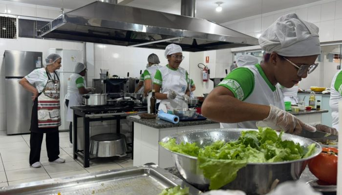 Merendeiros entram na “batalha” por R$ 40 mil com receitas de merenda escolar em Goiânia
