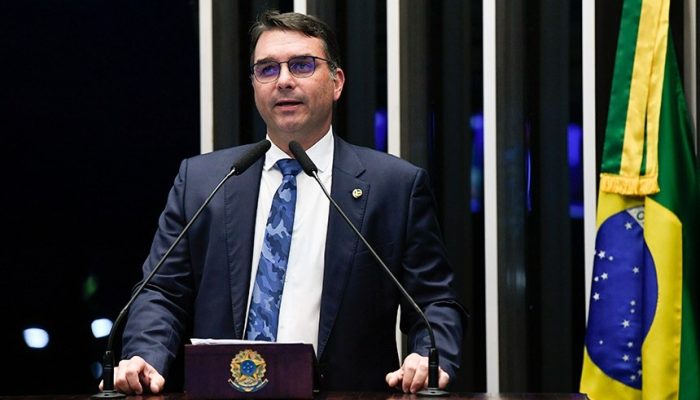 Veja quais são as propostas de Flávio Bolsonaro caso seja eleito presidente