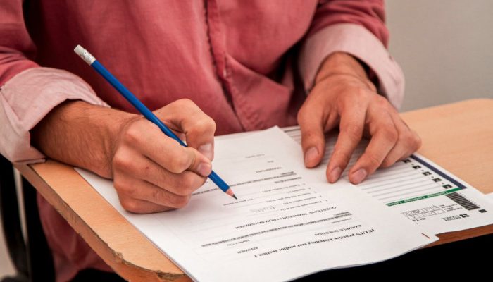Último dia para se inscrever em concursos com salários de até R$ 7,5 mil, em Trindade