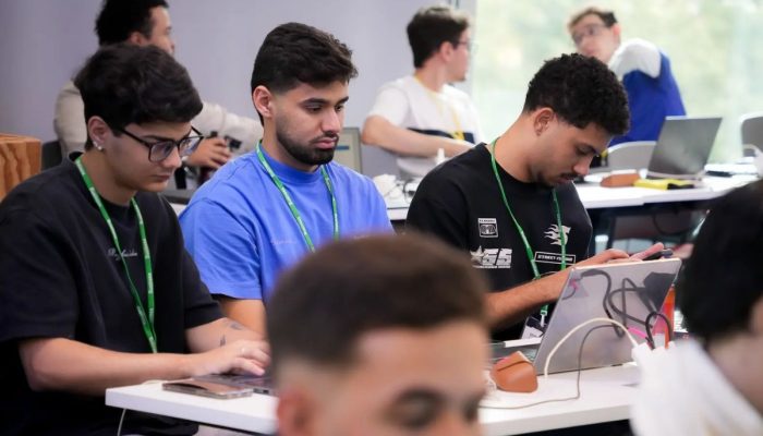 Estudantes de Goiás vencem desafio da Meta com óculos de inteligência artificial