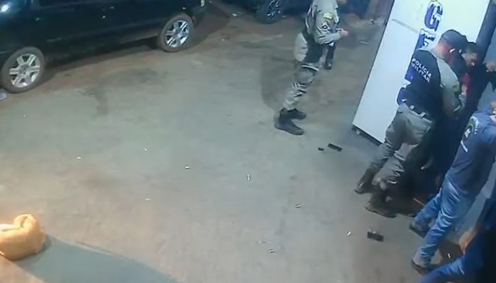 Chutes, socos e coronhadas: homem denuncia agressão de PM durante abordagem em Formosa