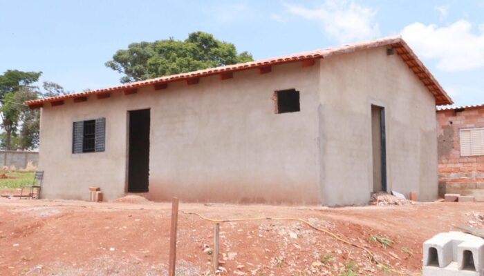 Moradores de Trindade podem receber auxílio para construir ou reformar casa